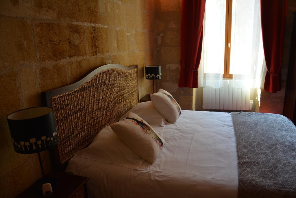 Vignobles Fabris Bed and Breakfast Saint-Émilion Eksteriør billede